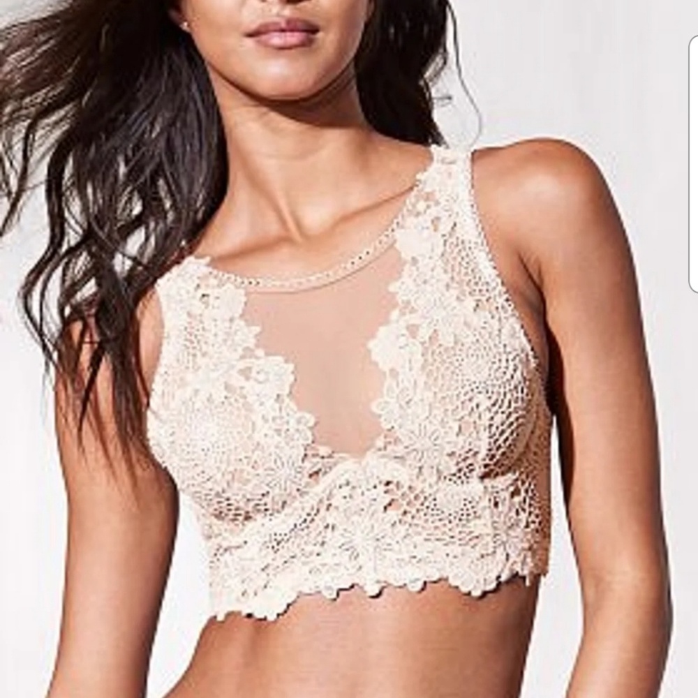 New Victoria’s Secret 34C Angel Lace Bra